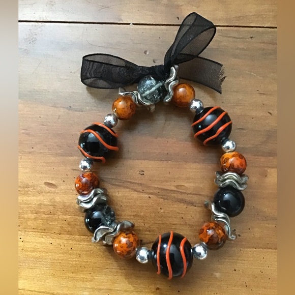 New Stunning Fall Stone and Silver Bracelet in silver, Orange, Brown& Black - Picture 2 of 3